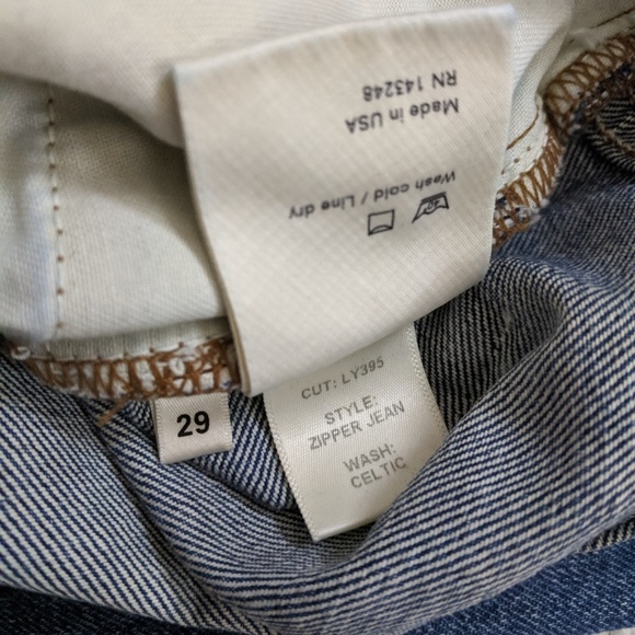 NEW Reformation Zip Crop Straight Leg Jeans 29 - Picture 7 of 7